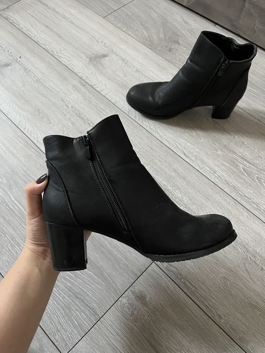 czarne botki na słupku 5cm rozmiar 38