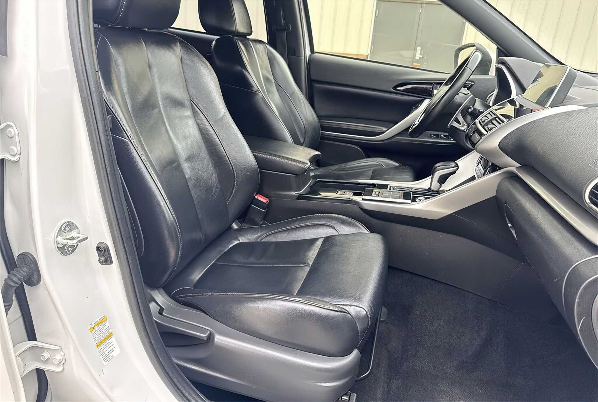 Mitsubishi Eclipse Cross  2020