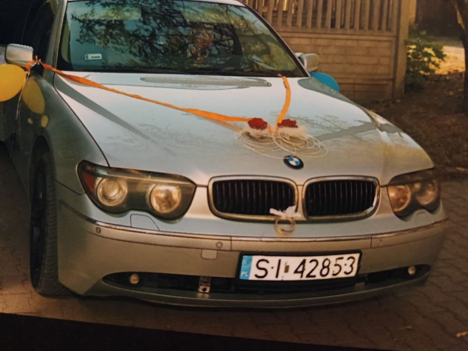 Ozdoby ślubne na samochód