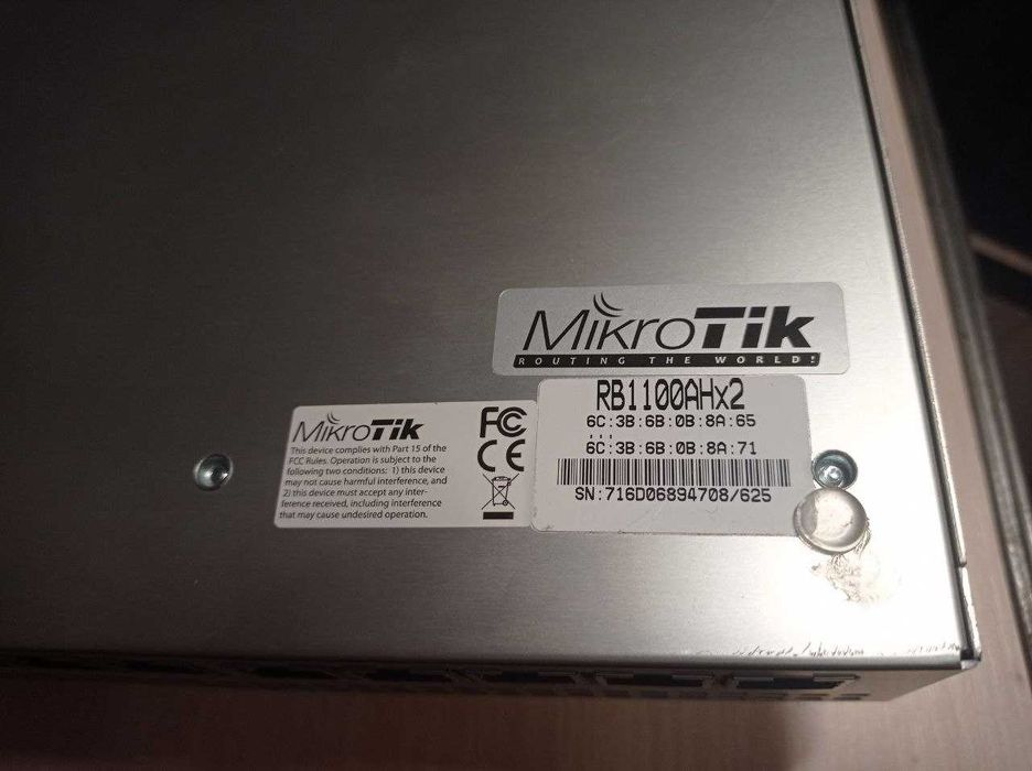 MikroTik RB1100AHx2