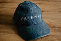 Jeansowa czapka Friends