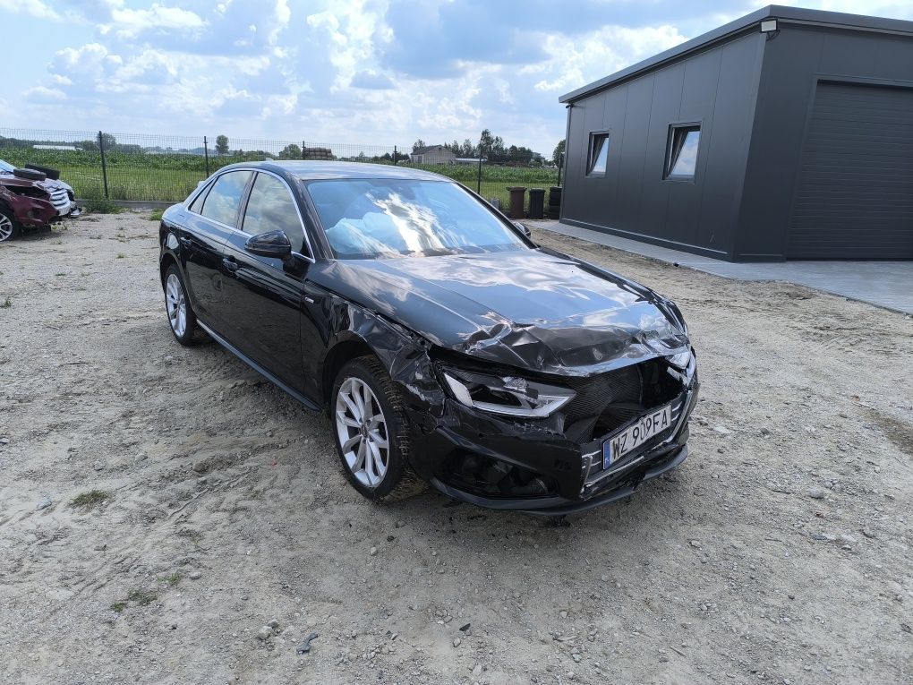 Audi A4 B9  2.0 T 150 PS lekko uszk okazja