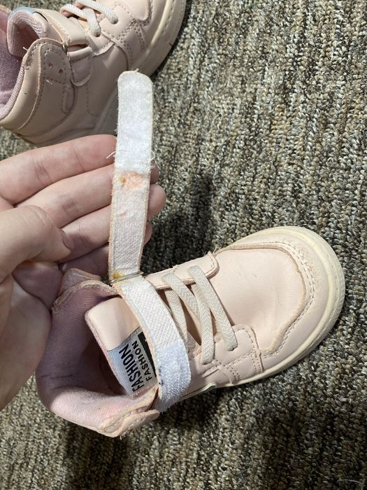 Продам кросівки