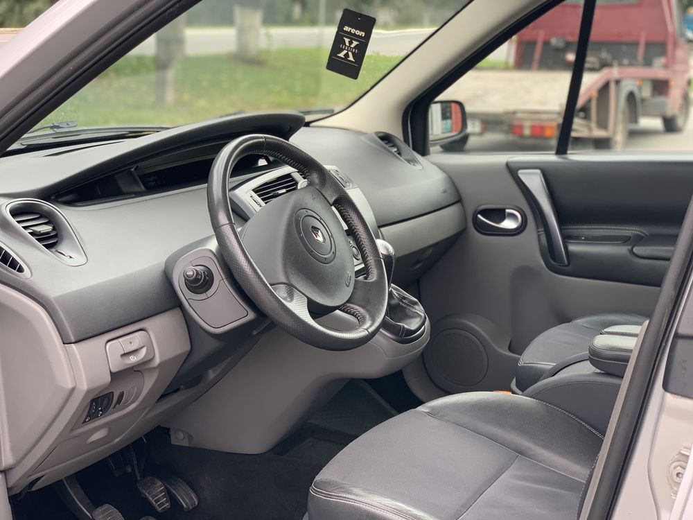 Продам Renault Scenic
