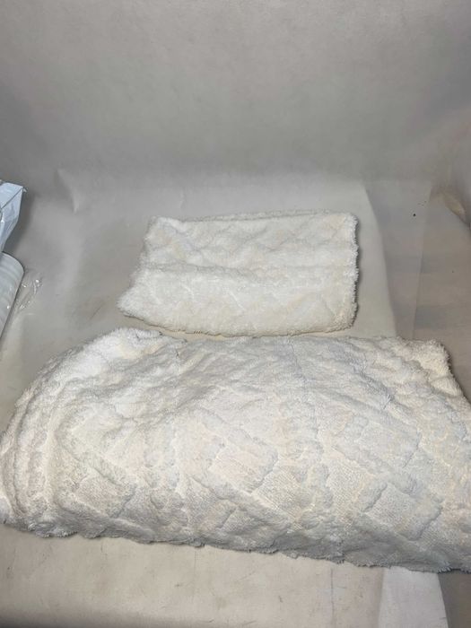 Pościel zimowa ciepła poszewka na kołdrę 135x200 cm + 80x80 cm