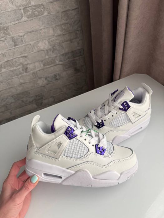 Nike Air Jordan 4 Retro