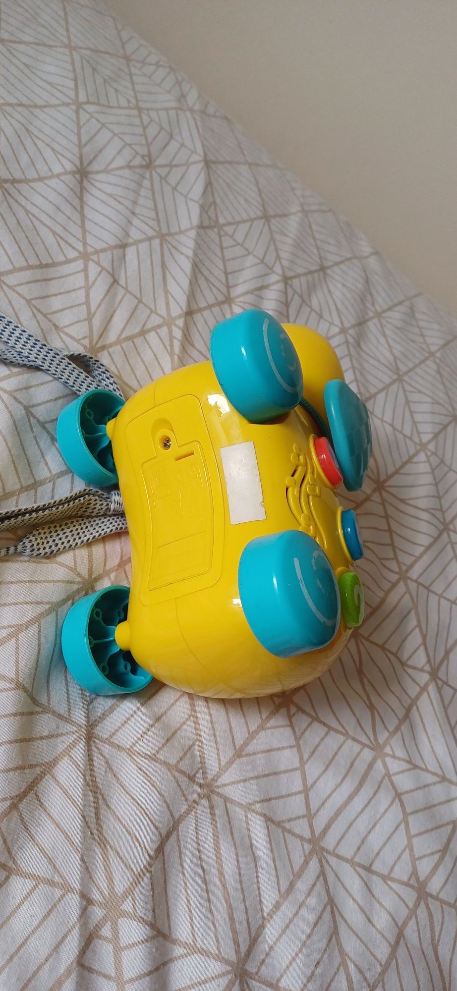 Piesek interaktywny zabawka ze sznureczkiem do ciągnięcia