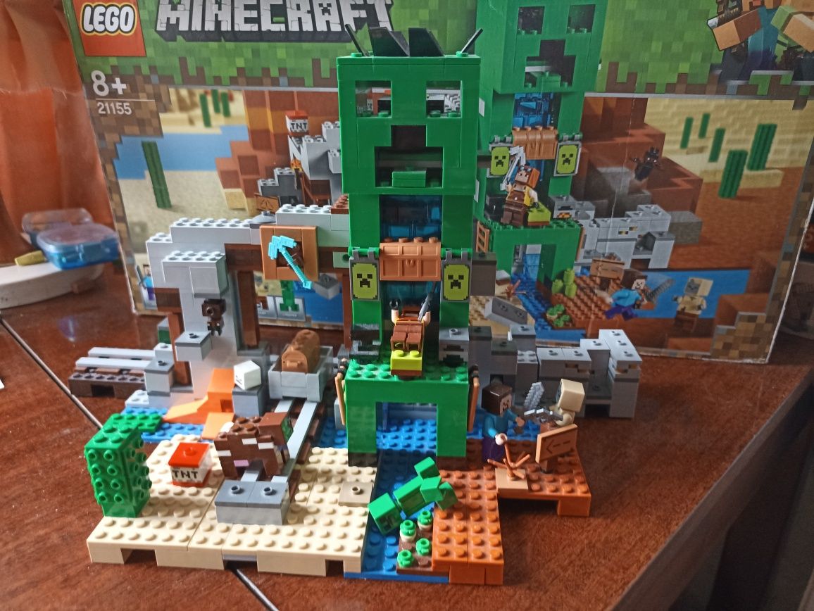 Lego Minecraft Шахта Крипера 21155