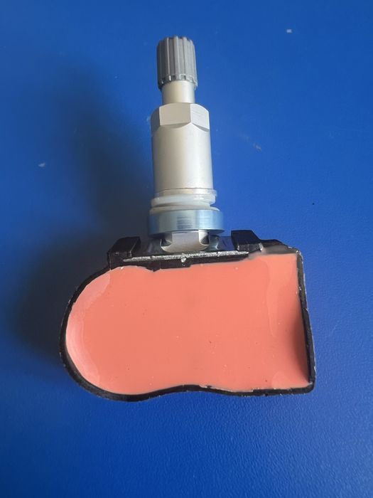 Комплект 4шт Yaguar i-Pace Датчик тиску 433Mhz GX631A159AA J38AA