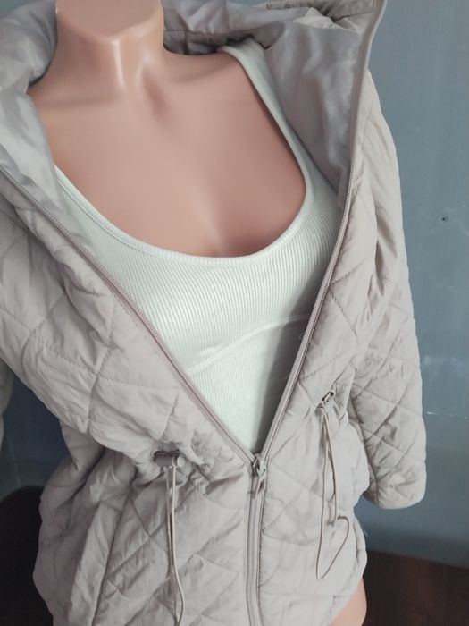 Куртка демісезонна