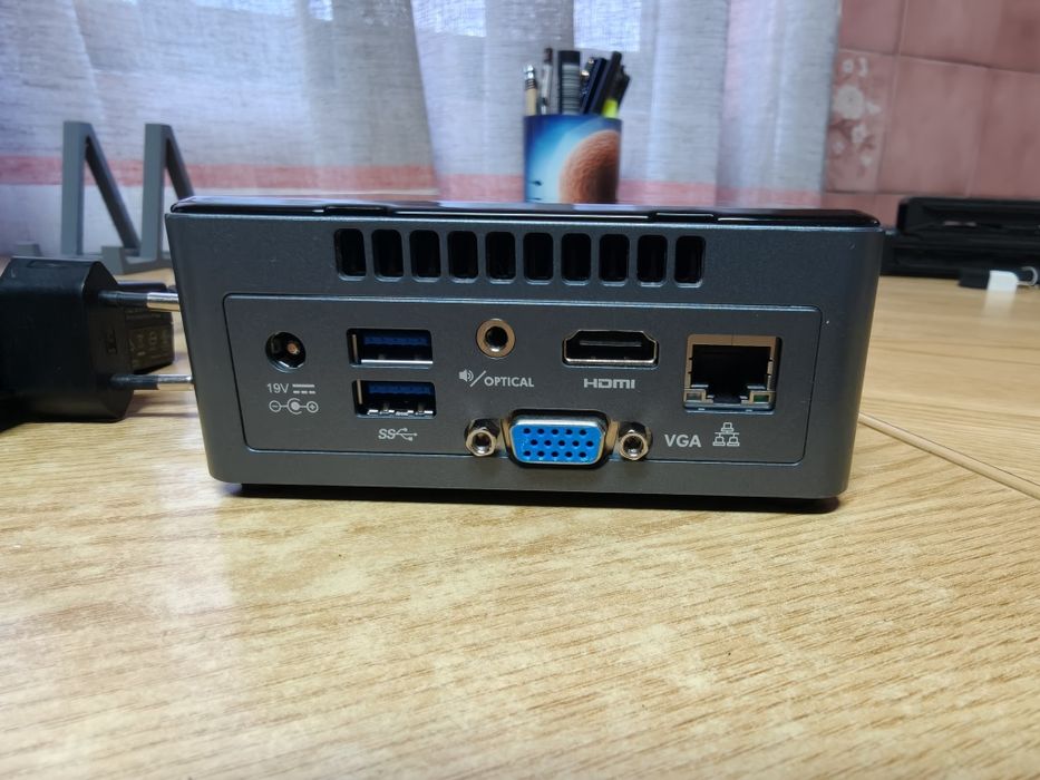 Computador Intel Nuc NUC6CAY