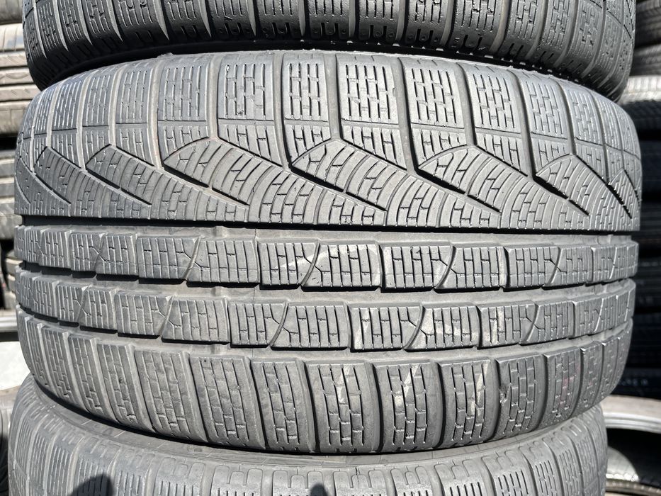 255/40/R18 Pirelli SottoZero winter Склад шин Вул.Дружківська12