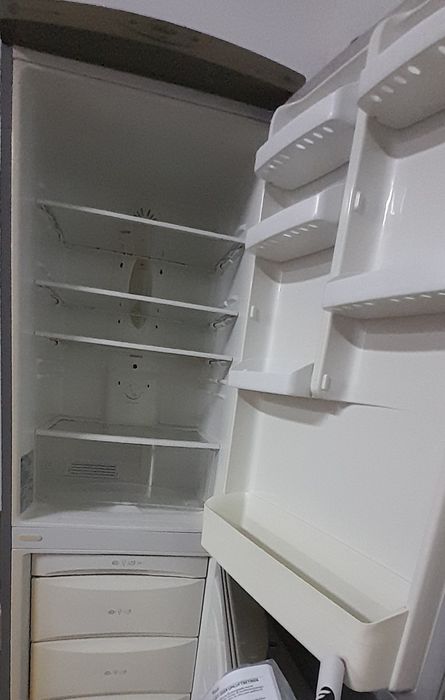 Frigorífico combinado LG.
