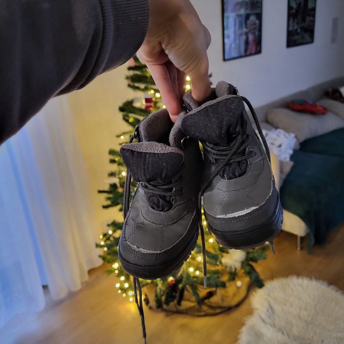 Buty trzewiki zimowe 24 chłopiec