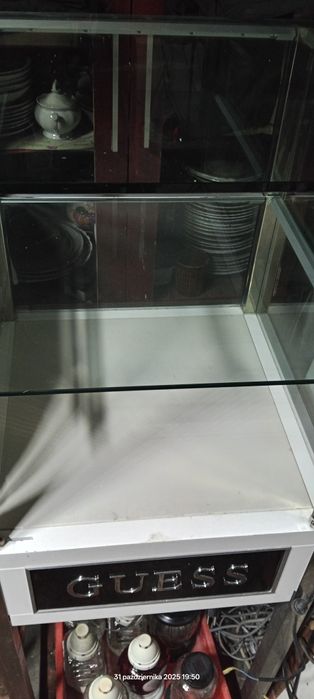 2szt Gabloty witryny szklane Guess