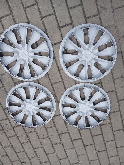 Kołpaki Mitsubishi komplet 16"