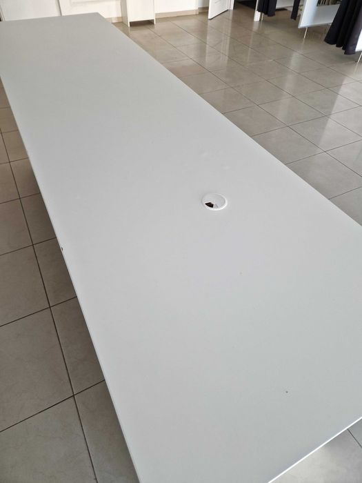 Duża lada robiona na zamówienie