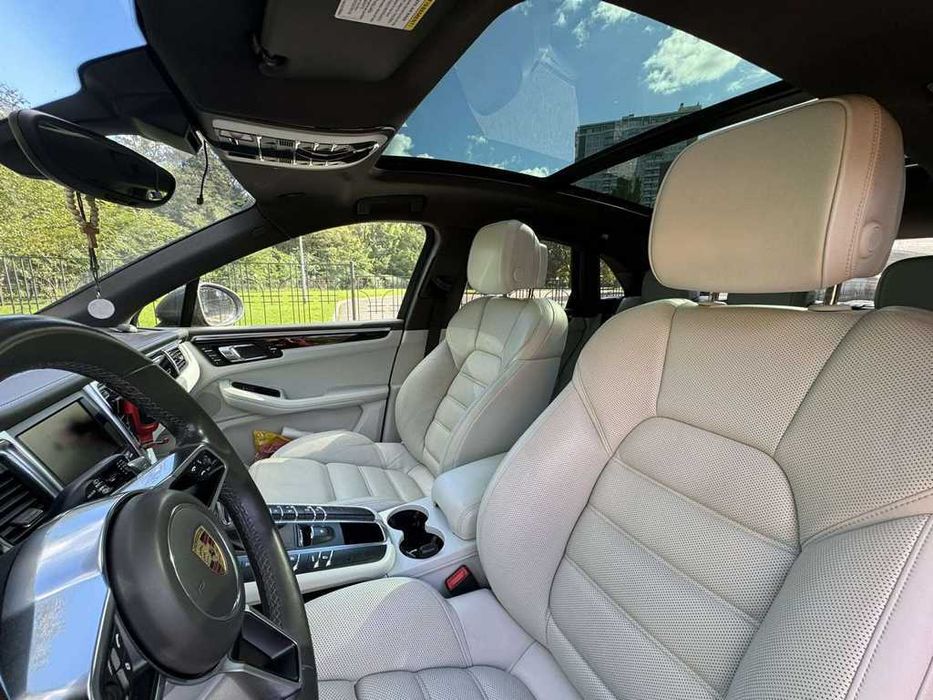 Macan 2015, на белом салоне, машина супер luxury