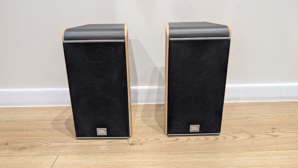 JBL ES20        .