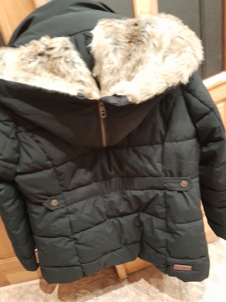 Куртка зимова нова