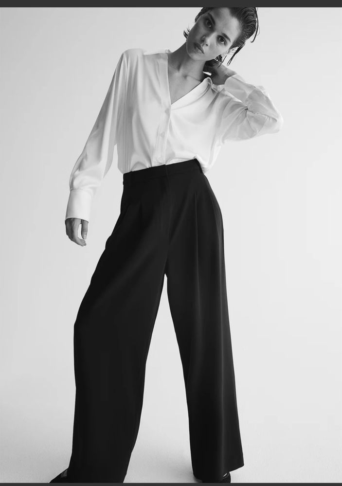 Чорні брюки H&M хс нові