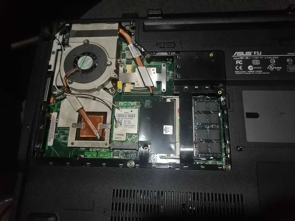 Продам ноутбук Asus F3 (F3JP) рабочий или  на запчасти