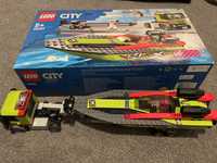 Klocki Lego City 60254  - auto z motorówką