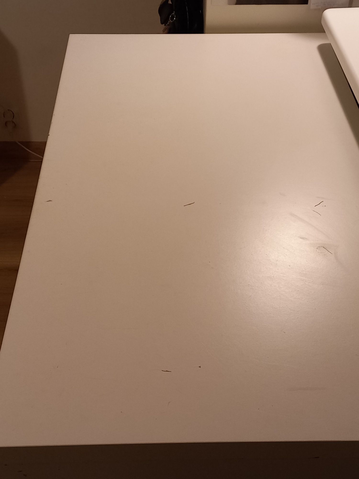 Biurko z BRW białe