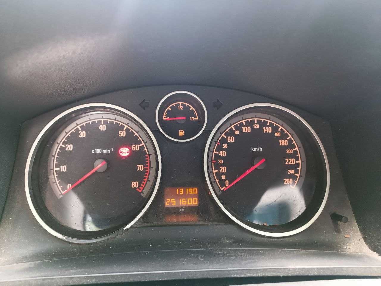 Продаю Оpel Zafira B, 2005р, куплена у Німеччині в 2022р., 7 місцева.