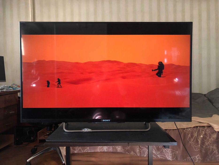 Телевізор Sony Bravia KDL-42W828B