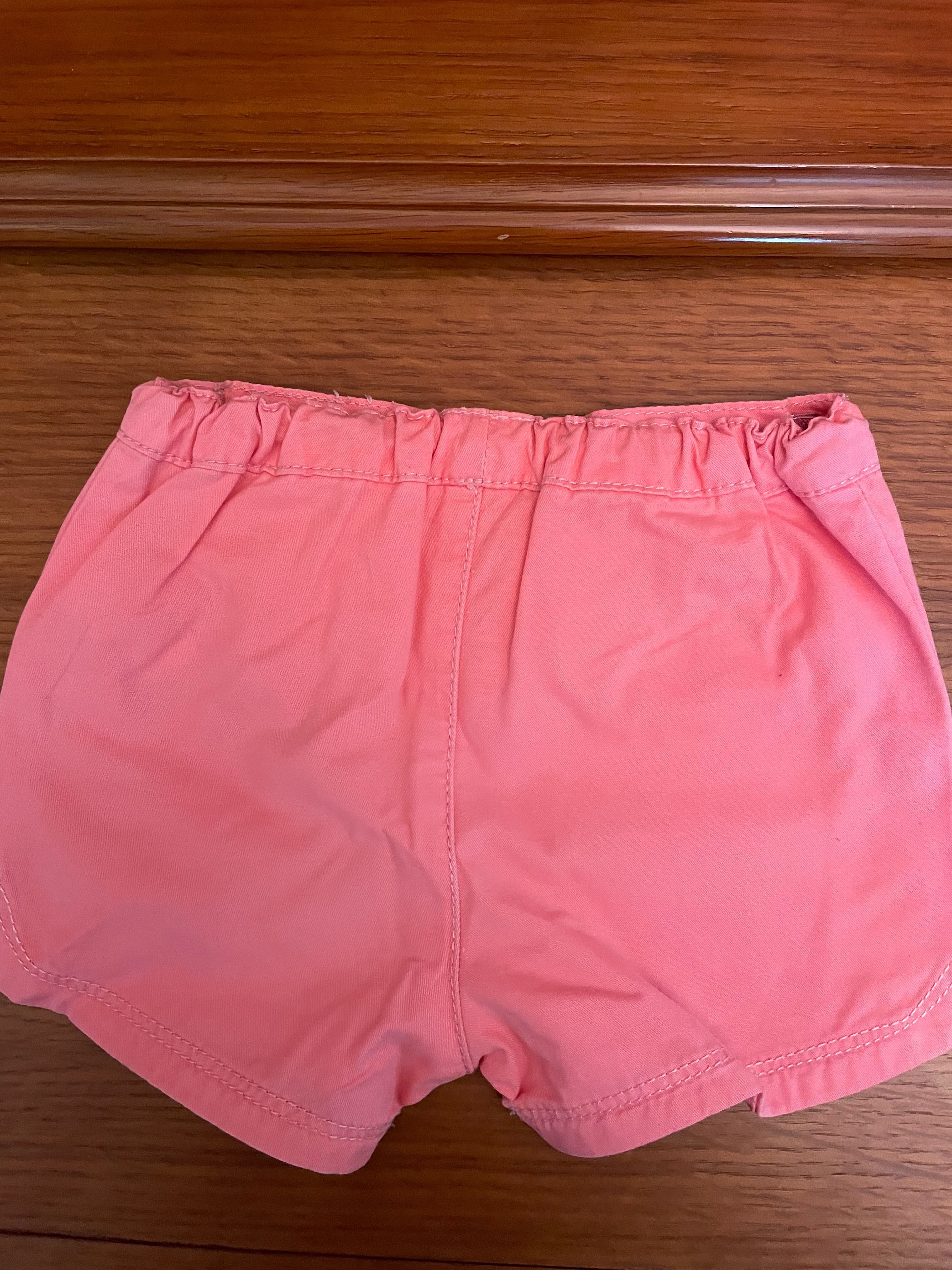 Short cor rosa para bebé menina 9/12 meses