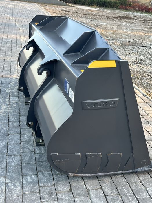 Oryginalna nowa łyżka ładowarkowa  volvo  l70 l90