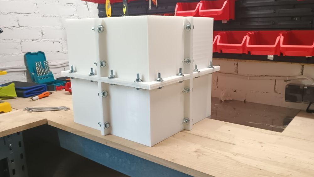 Formy na donice ogrodowe