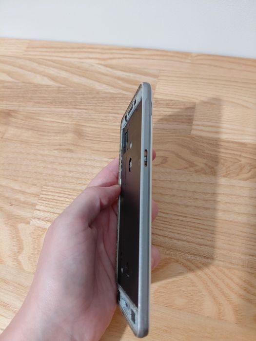 Samsung Galaxy J5 2016 na części