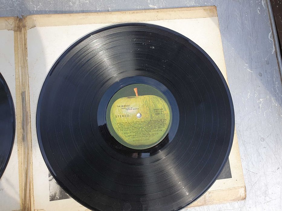 Винилы пластинки the beatels produced by george martin