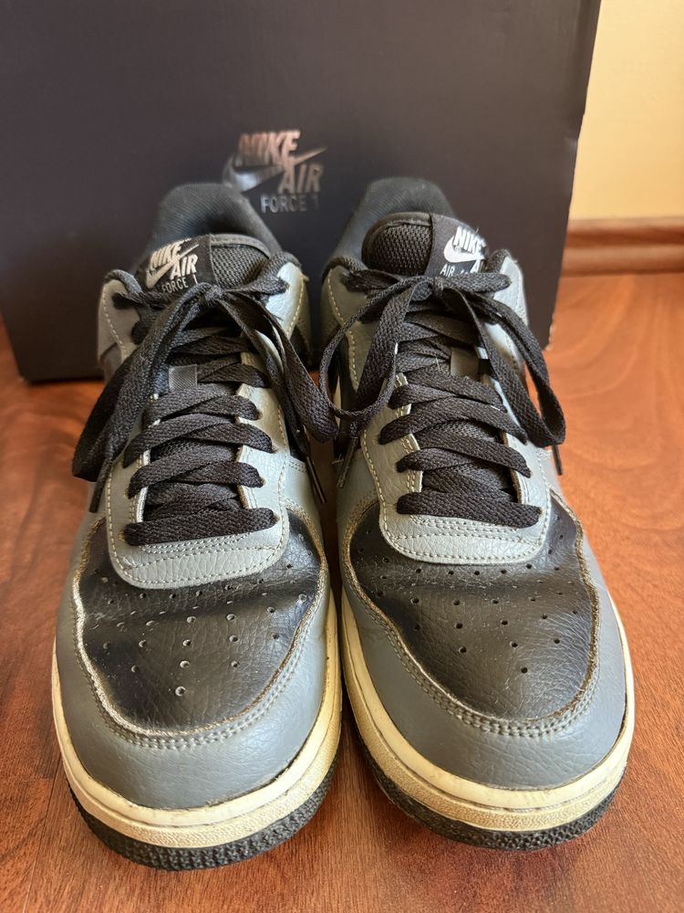 Nike Air Force 1 '07 LV8 r.43