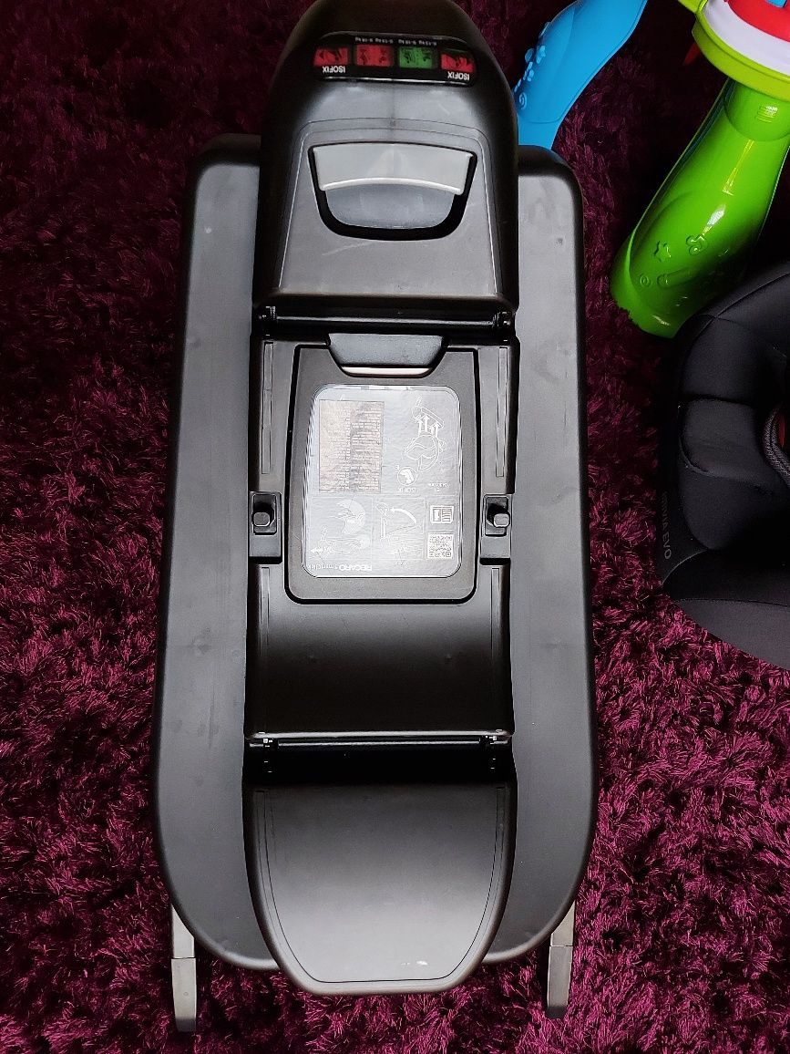 Vendo Carrinho de bebé + ovo + isofix  da marca Recaro City Live