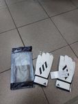Дитячі воротарські рукавички Adidas Tiro Club Jr GI6378 роз 3.4