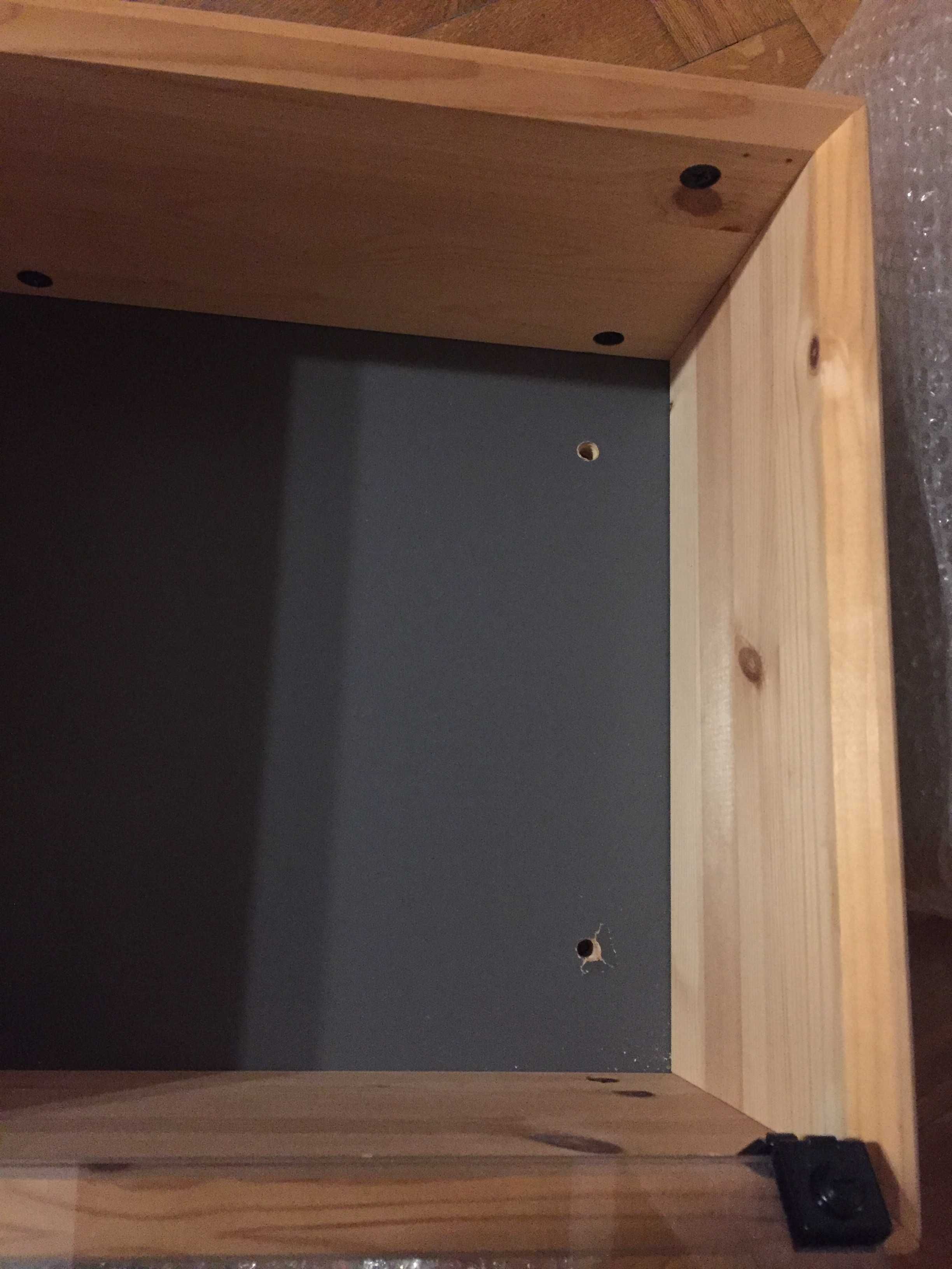 półka z witryną szafka ścienna Ikea