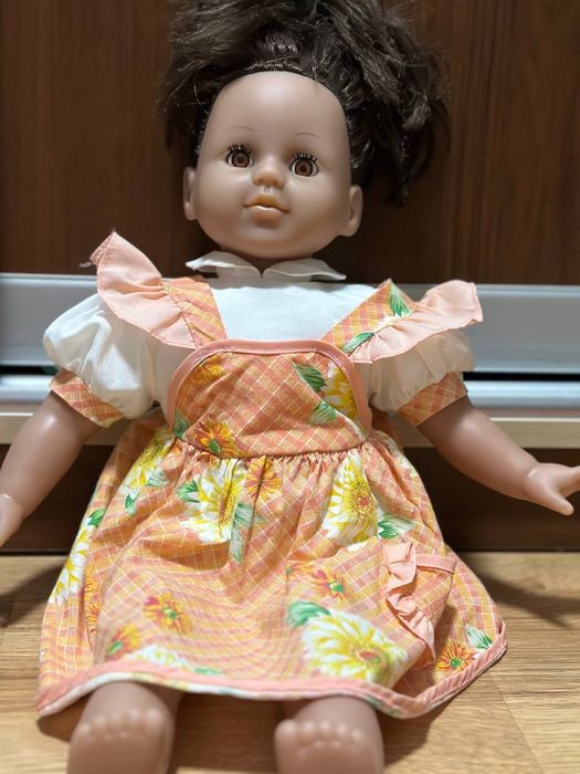 Лялька в гарній сукні