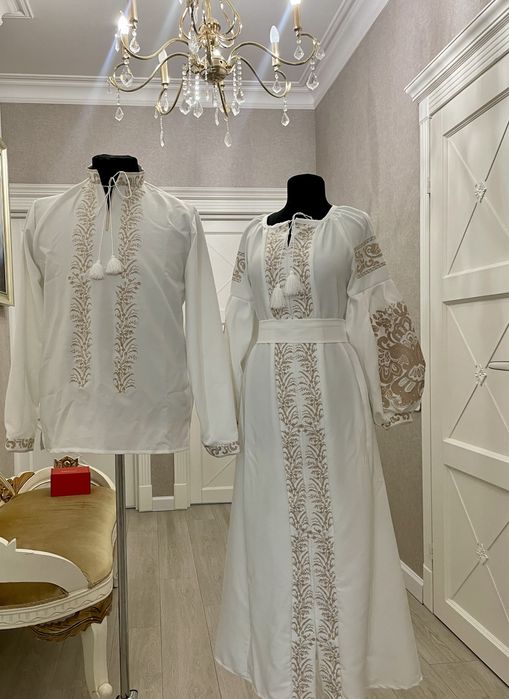 Парні вишиванки комплект різні розміри 4200 грн.