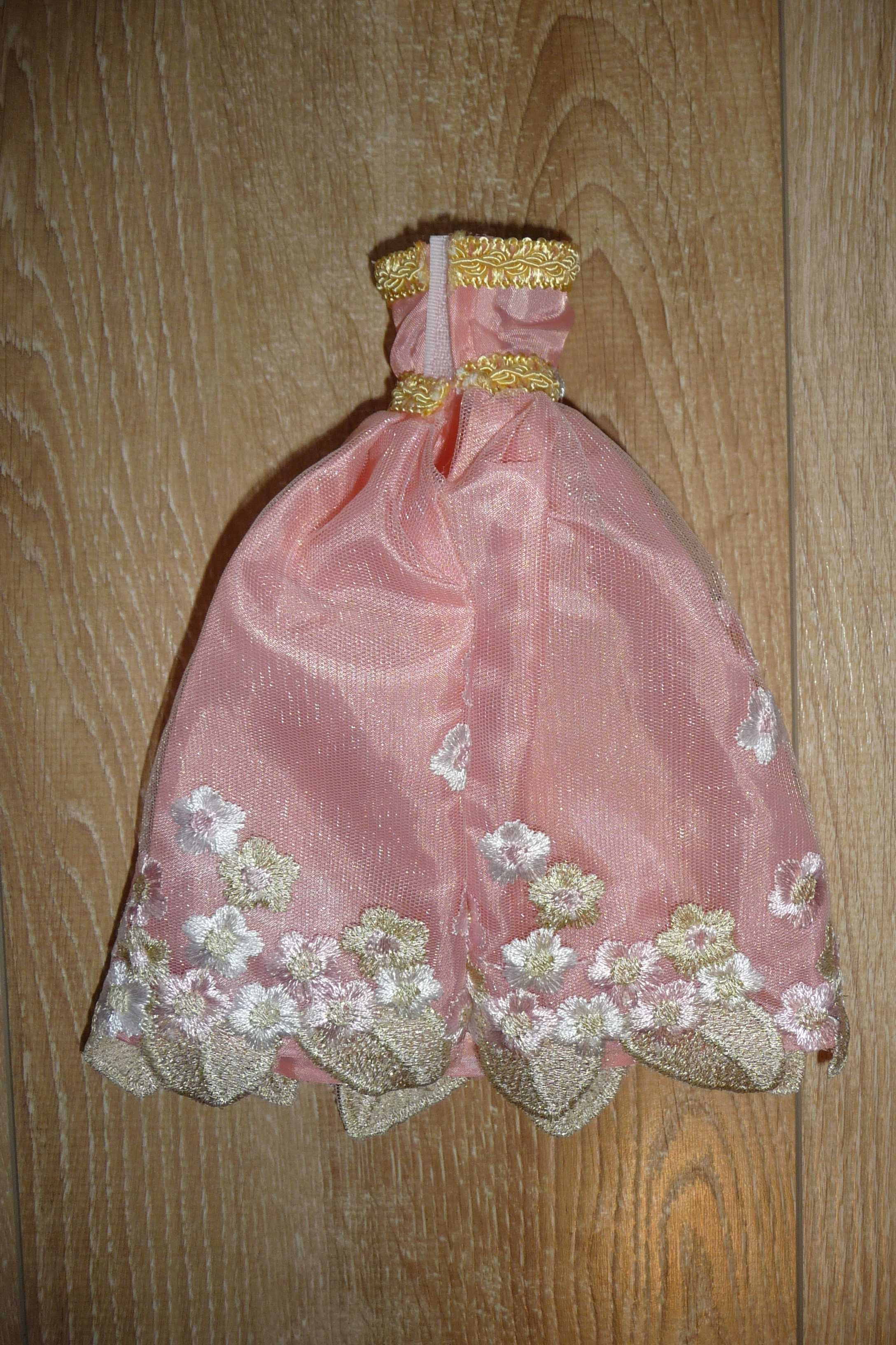 Sukienka balowa dla lalki Barbie