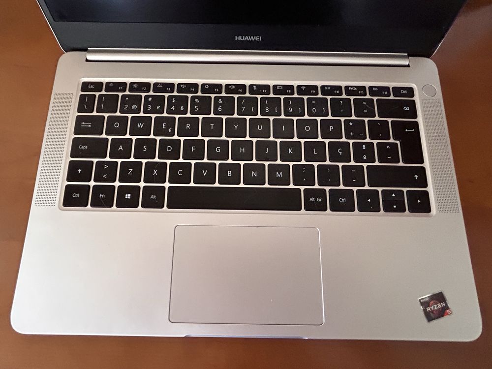 Huawei Matebook 14" 8GB RAM e 256 GB SSD