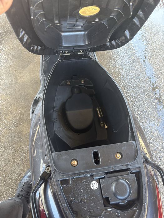Yamaha 125 Vity ( Barata , fiável e económica  )
