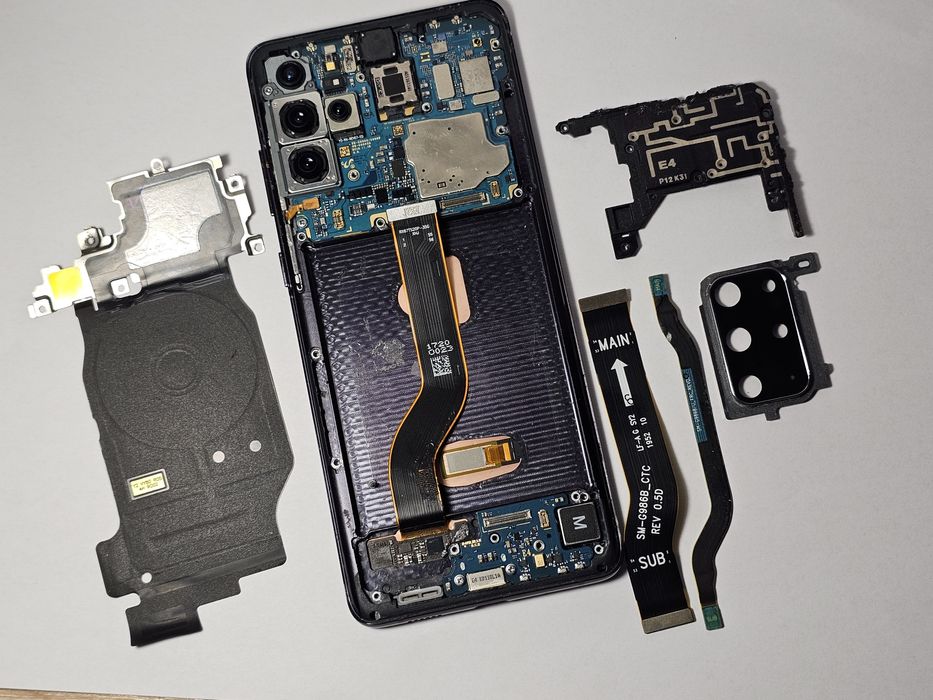 Samsung s20+ g986B на запчастини