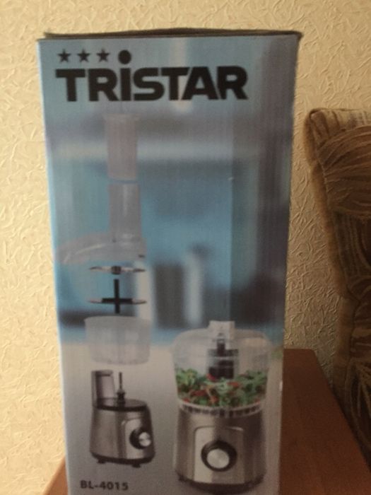 Кухонный комбайн TRISTAR BL-4015