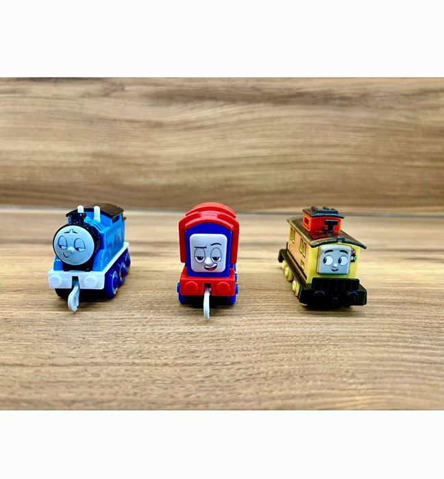 Томас і друзі паровозики (зміна кольору)  Mattel стан нових!