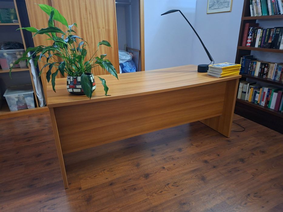 Secretária 180x80 cm