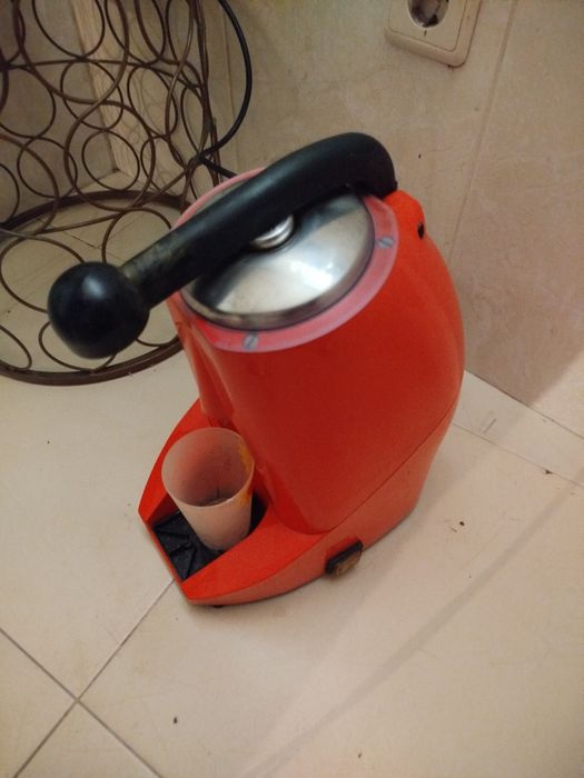 Espremedor de citrinos industrial