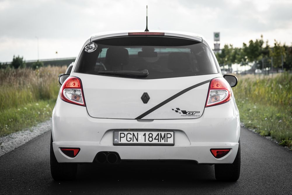 Renault Clio 3 GT 2009r. 1.6 Benzyna 128km